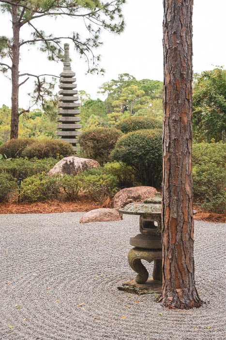 Gallery 4 - The Hiraniwa Flat Garden.  This garden borrows scenery from the views around it.